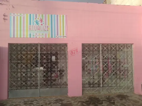 Atualize moda Infantil