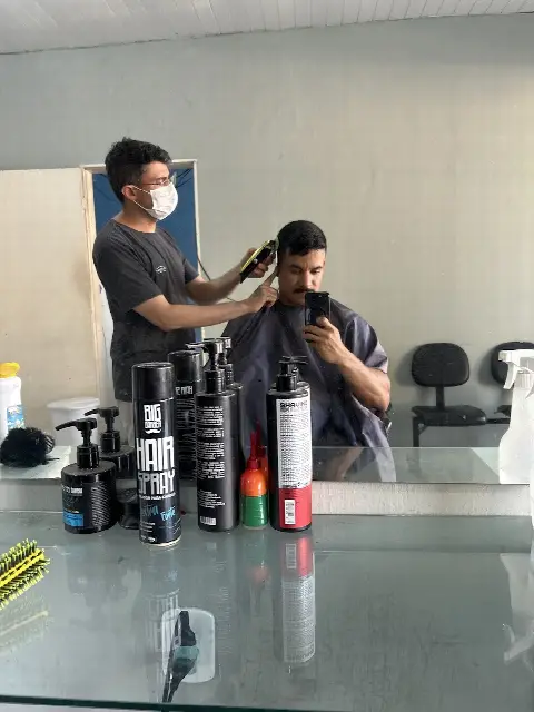 Edson Varela...Barbearia