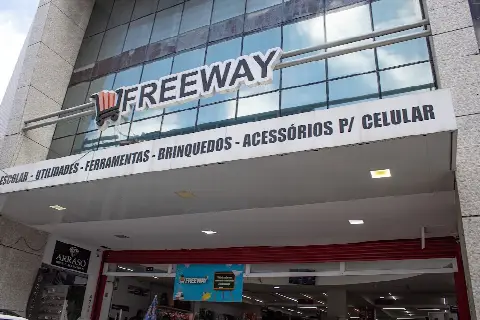 Freeway Av. 2 | Informática, Utilidades, Maquiagem e Brinquedos
