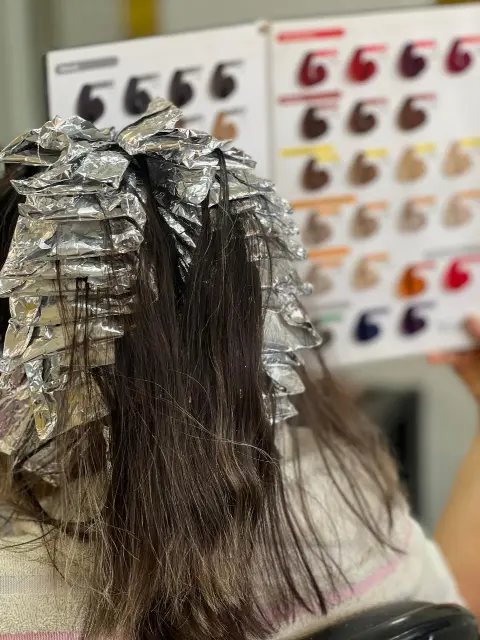 Gêmeas Salão de Beleza e Bronzeamento, Esmalteria, Depilaçâo, Estética.
